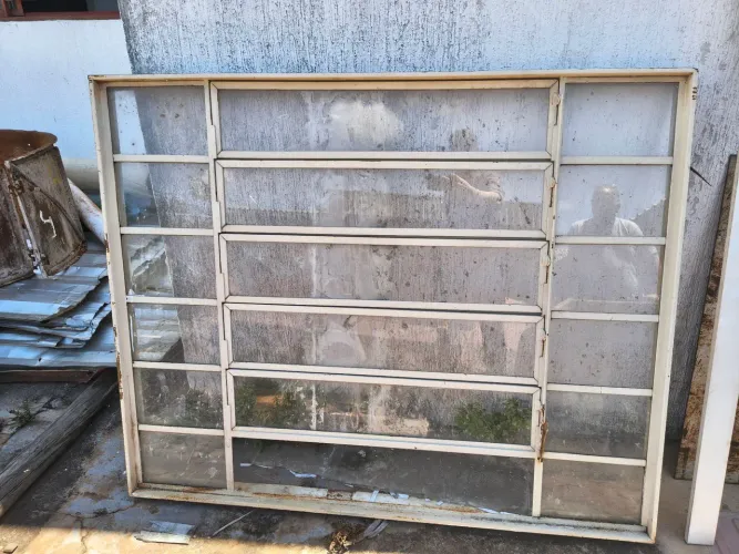 Janela basculante 1,50x1,20