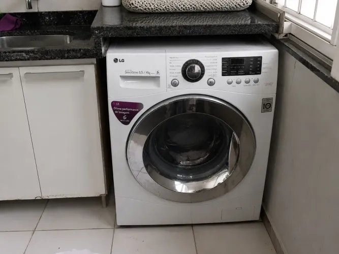 Lava e seca LG