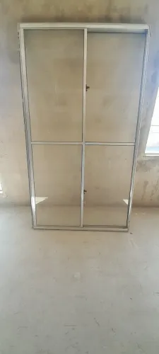Porta de correr 2 Folhas. 2.2 X 1.20M Produto em alumínio polido. Usado!