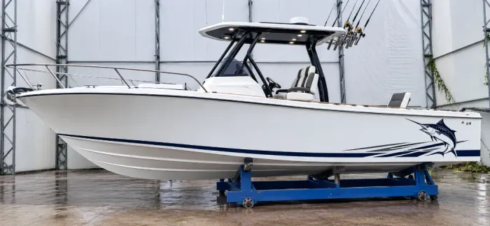 lancha para pesca esportiva ou trabalho