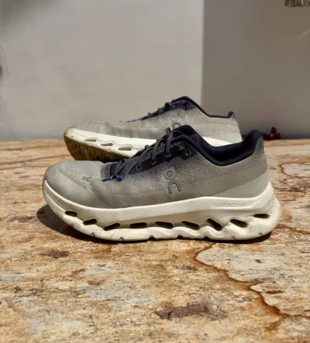 On Running Cloudtilt | excelente estado