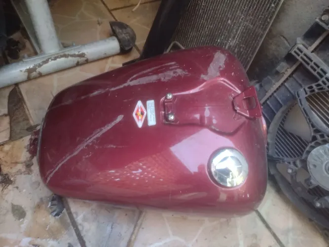 Tanque Honda shadow 750/2006