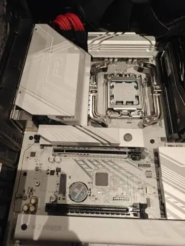 Mobo x870