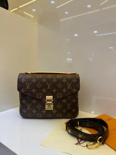 Pochette metis monogram classica louis vuitton