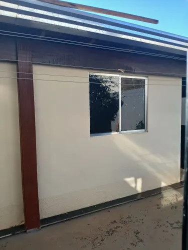 Alugo casa de fundo jd europa