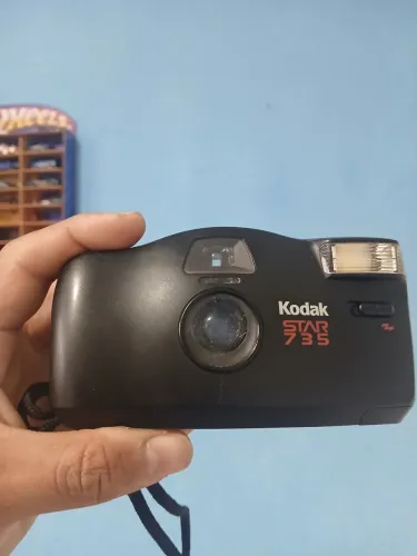 Câmera analógica kodak star 735 