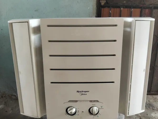 Ar condicionado Springer de 7 500 BTUs