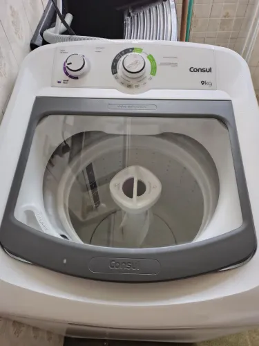 Máquina de lavar roupa Consul funcionando perfeitamente