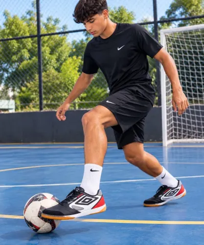 Chuteira futsal umbro 