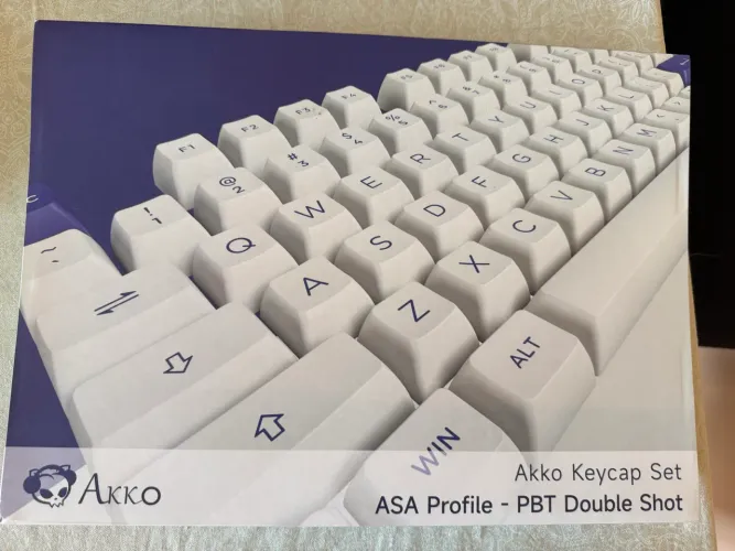 Keycaps para teclado mecânico Akko branco e azul