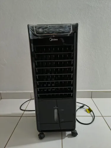 Climatizador de Ar Frio Midea Preto - 110V