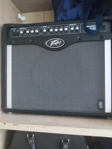 Amplificador Peavey Bandit 112
