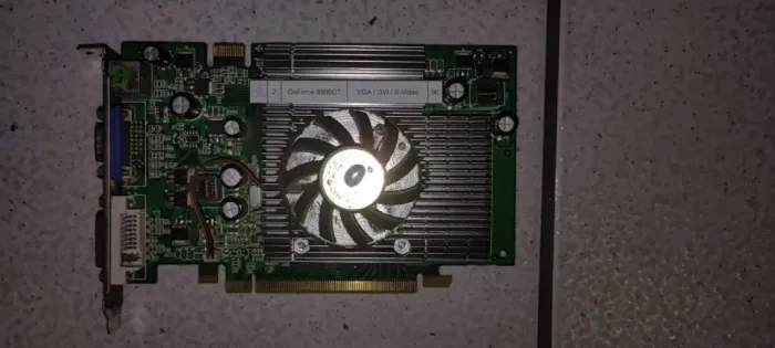 Placa de Video Geforce GT8600