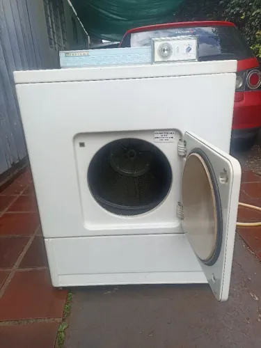 Secadora Brastemp a gás.
