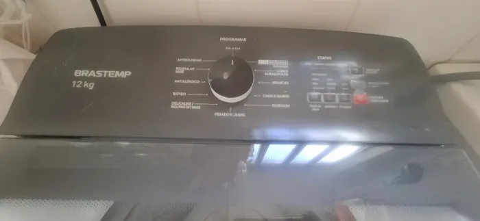 Maquina de levar brastemp,  12 kilos, semi nova em ótimo estado 