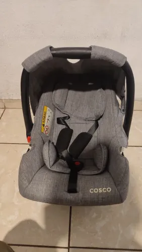 Bebê conforto cosco kids com uv30+ 170reais