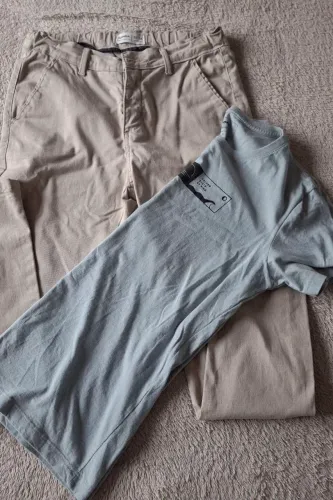 Calça sarja +camisa de manga TM 13/14 anos menino