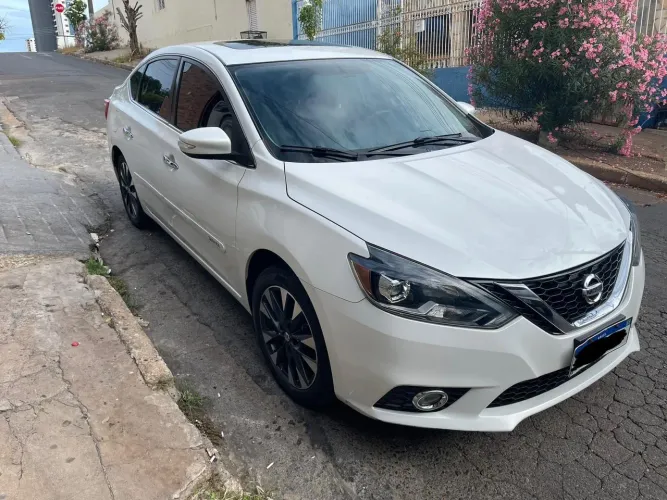 Nissan Sentra SL 2.0 Flexstart 16V Aut. 2020