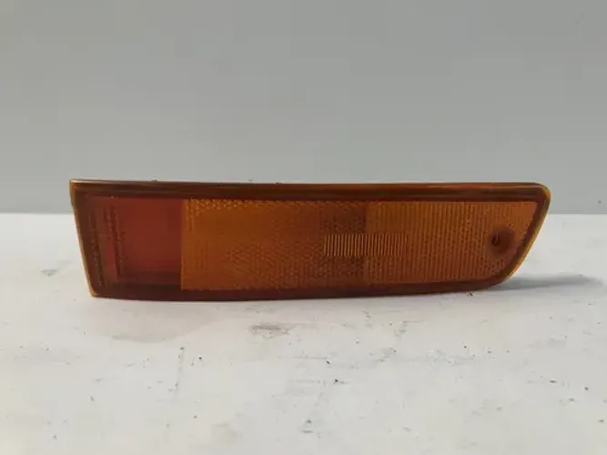 Seta Lateral Dianteira Esquerda Toyota Camry 1992 1997 Detal Âmbar