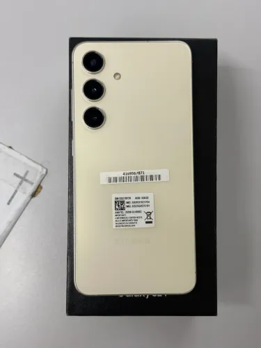 SAMSUNG S24