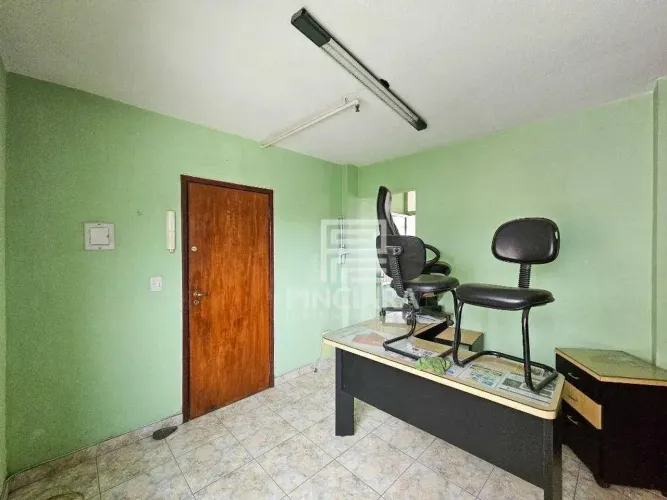 Sala de 32 m² no Mutondo - São Gonçalo/RJ - Compre por R$ 90.000