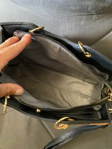 Bolsa feminina, comprada nos EUA, nunca usada 