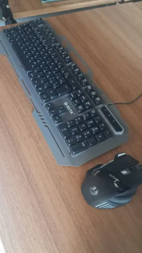 Mouse e teclado gamer rgb