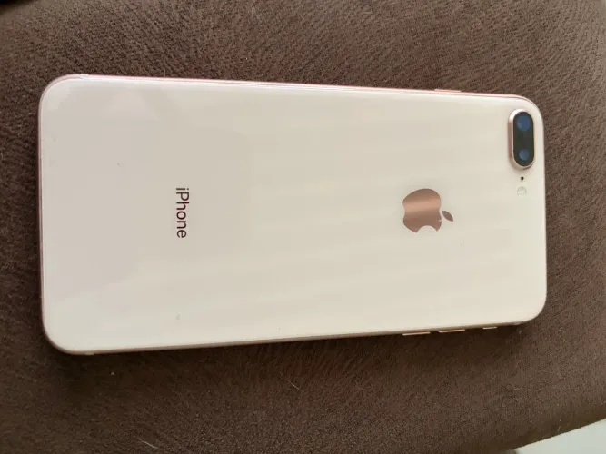 iPhone 8 Plus