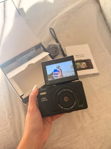 Câmera fotográfica digital 4k ultra hd vintage retrô tela giratória
