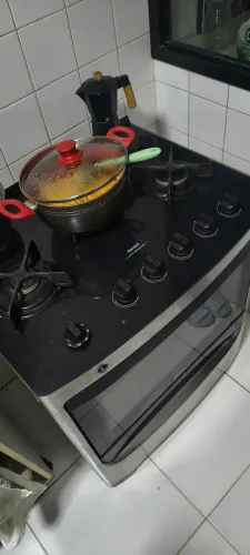 VENDO FOGAO CONSUL 5 BOCAS NOVO. VIDRO PRETO TEMPERADO.