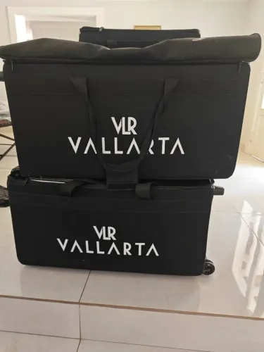 CAIXA PARA SAPATO E ROUPA COM RODAS