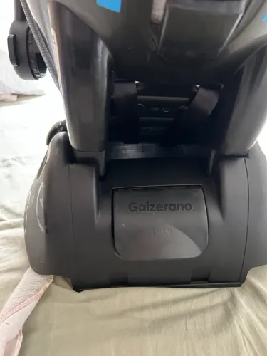 BEBÊ CONFORTO GALZERANO + BASE PARA CARRO