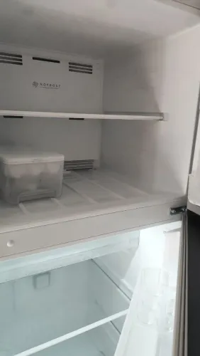 Geladeira midea