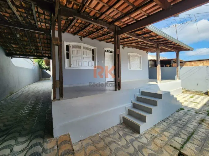 Casa para aluguel, 3 quartos, 1 suíte, 4 vagas, Pedra Azul - Contagem/MG