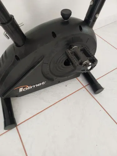 Bicicleta ergometrica da polimet mod bp880