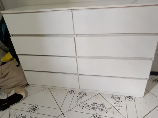 Cômoda grande 8 gavetas faço a entrega