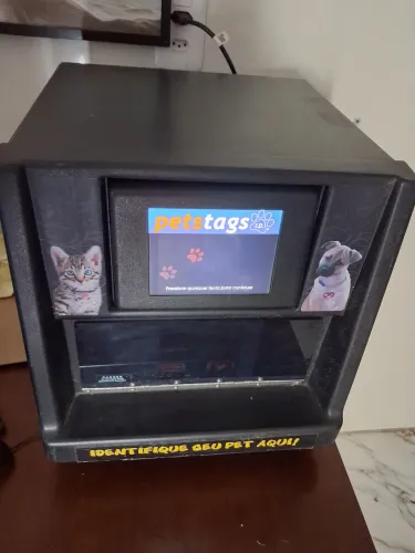 Máquina de Gravação de Plaquinhas Petstag