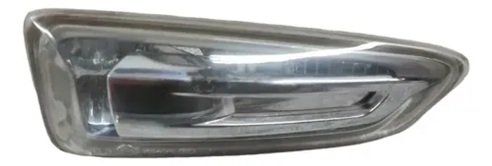 Pisca Paralama Direito Tracker 2024 61800400 Branco