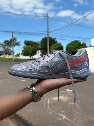 Chuteira Nike TIEMPO 10