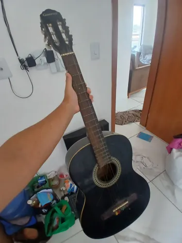 Violão giannini pra sair logo!!!