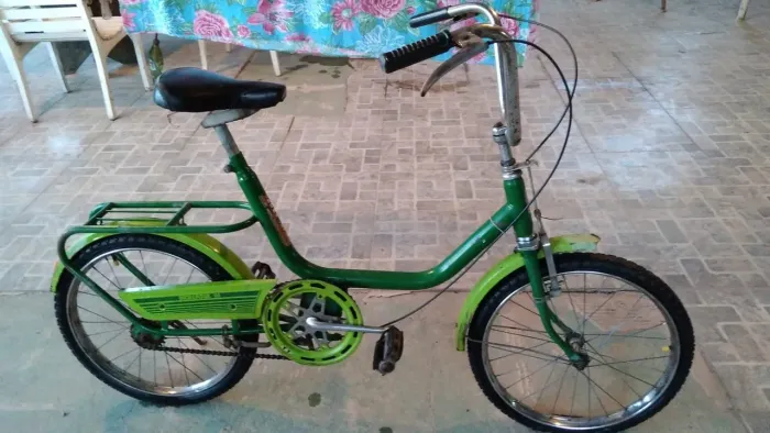 Bicicleta Monark Infantil Aro 20 Retrô com Bagageiro