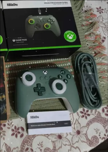 Controle 8BitDo Ultimate C Wired Xbox Licenciado Hall Effect Semi-Novo
