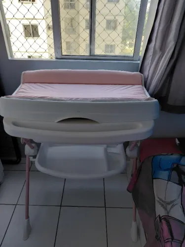 Trocador de bebê burigotto.