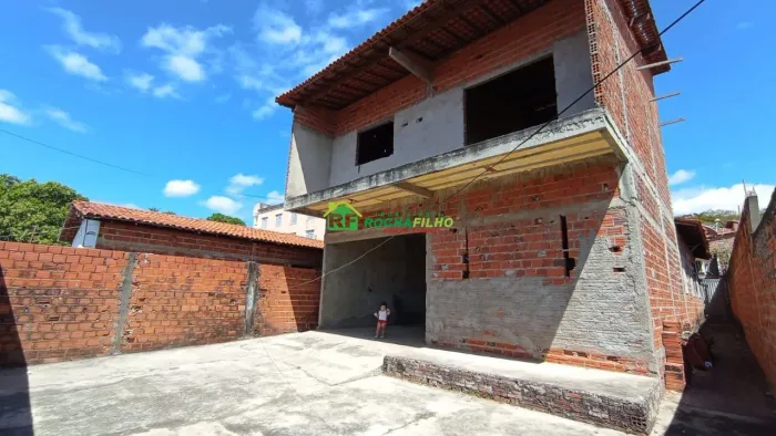 Casa duplex à venda no bairro Colorado - Teresina/PI