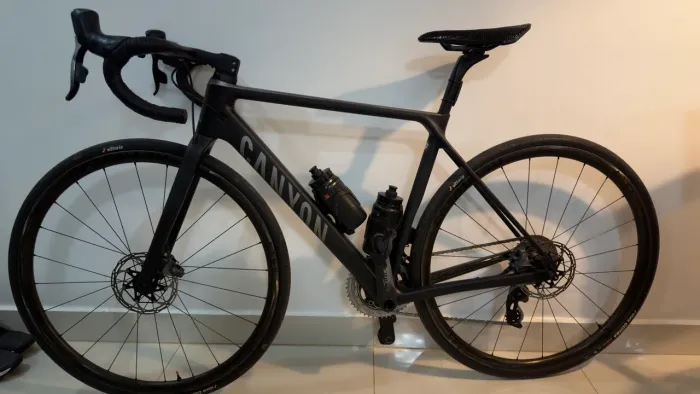Canyon Ultimate CF SLX- grupo eletrônico