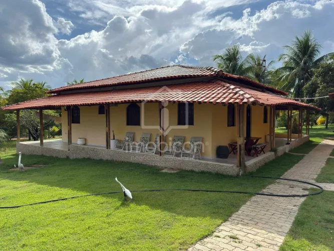 Vendo Lindo Sítio com excelente infraestrutura, 19 mil m² em Anagé/BA.