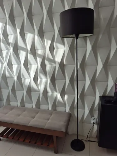Linda luminária de chão 