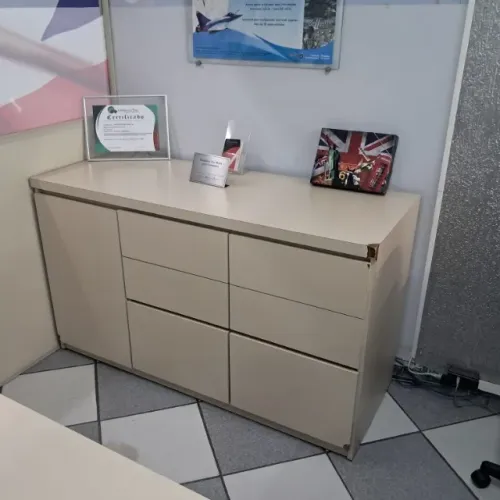 Balcão Armário de Escritório Organizador ou aparador buffet