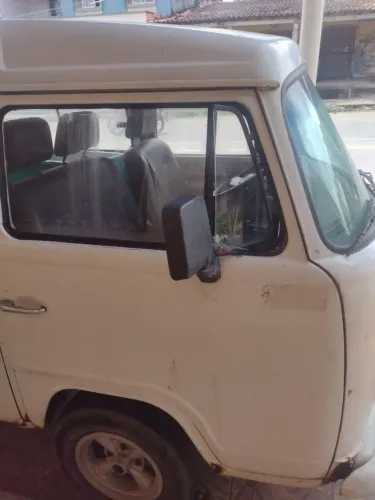 Volkswagen Kombi Standard/ Luxo/ Serie Prata 2004