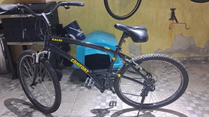 Bicicleta caloi 400 comfort aro 26
